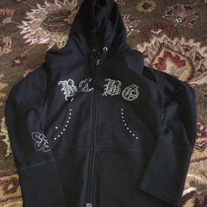 Black sweatshirt with sequins